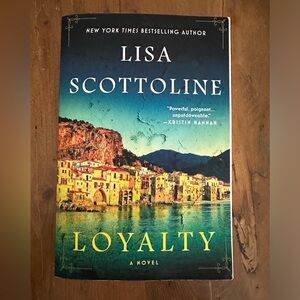 Lisa Scottoline, Loyalty book paperback